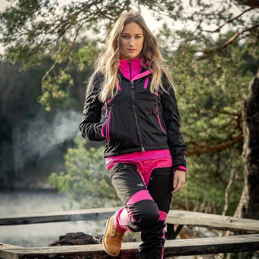 Arrak Outdoor Akka Softshell Jacka Dam Svart/Rosa