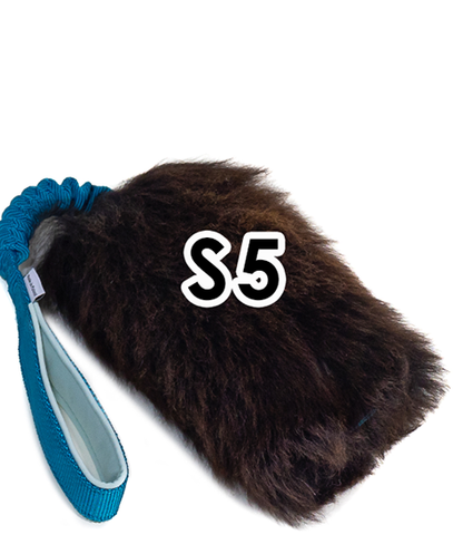 Zayma Craft Kampleksak Sheepskin med Starmark Chew Ball utan pip